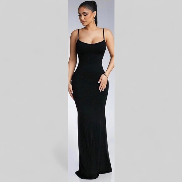 Naked Wardrobe The NW Everything Maxi - Picture 1 of 7